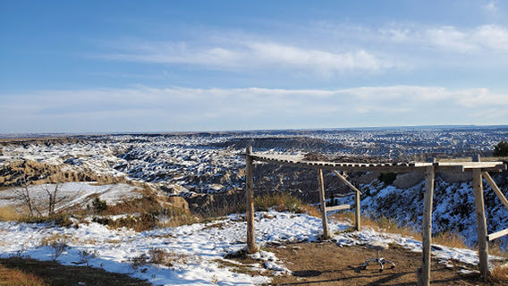 Red Shirt Table Overlook