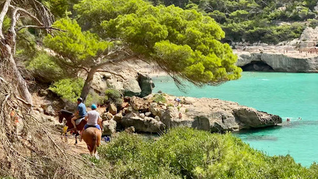 Menorca a Cavall (obert tot l'any) Recorregut per camins privats i camins de cavalls.