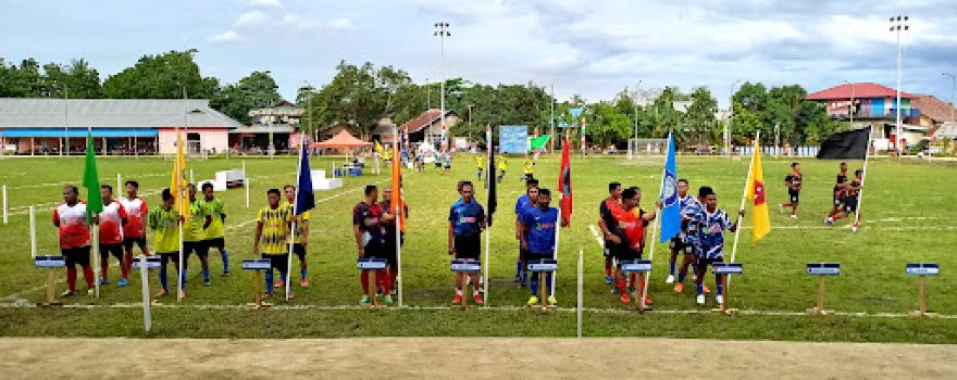 Lapangan bola kaki lelilef sawai