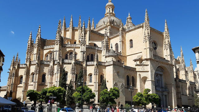 Paseo Don Juan II Defensive Wall