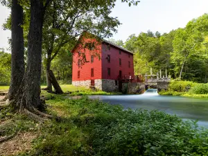 Alley Spring & Mill