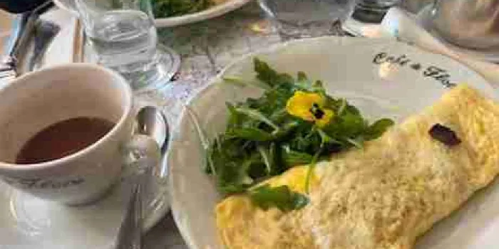 Café de Flore image 2