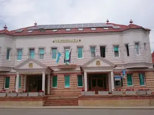 Kadarkúti Művelődési Ház