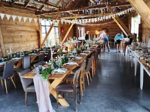 Folwark Ruchenka - Barn House. Warsztaty, koncerty, ślub w plenerze i wesela w stodole