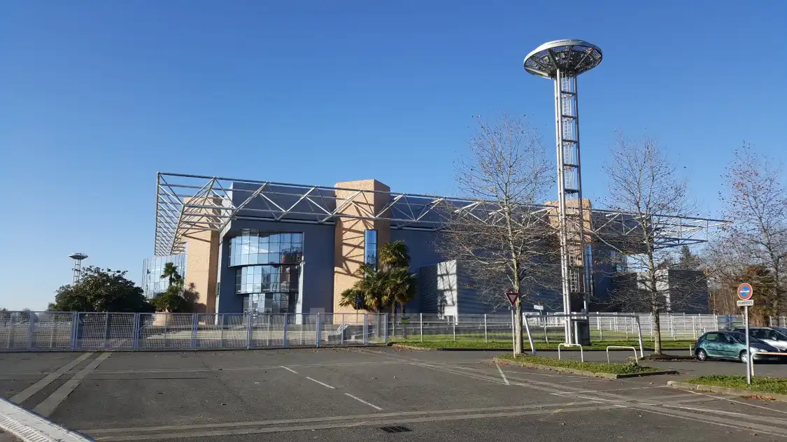 Hotels near Zenith Pau