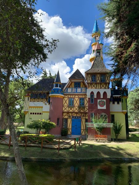 Des Moines to Loja Flights