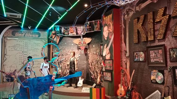 The Legend Star Jawa Timur Park 3