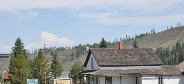Hotels in Fraser