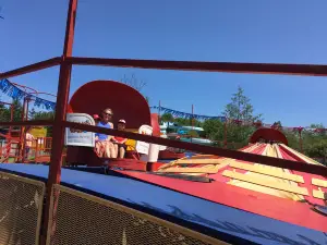 Atlantic Splash Adventure