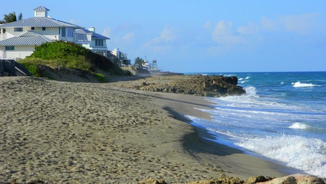 Bathtub Reef Beach