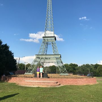 Eiffel Tower Park
