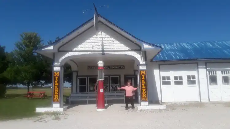Hotels in Livingston County