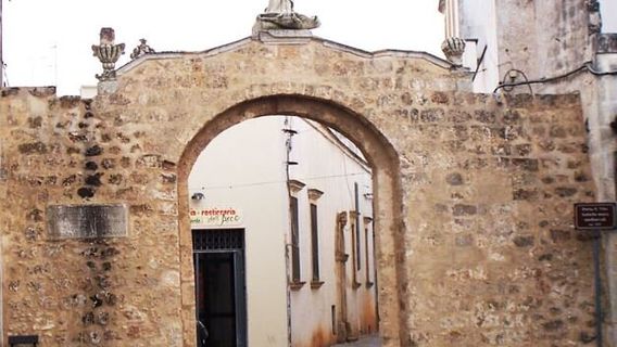Porta di San Vito