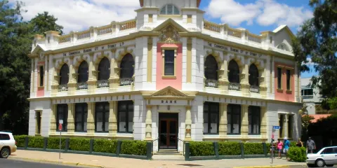 Bank Art Museum Moree