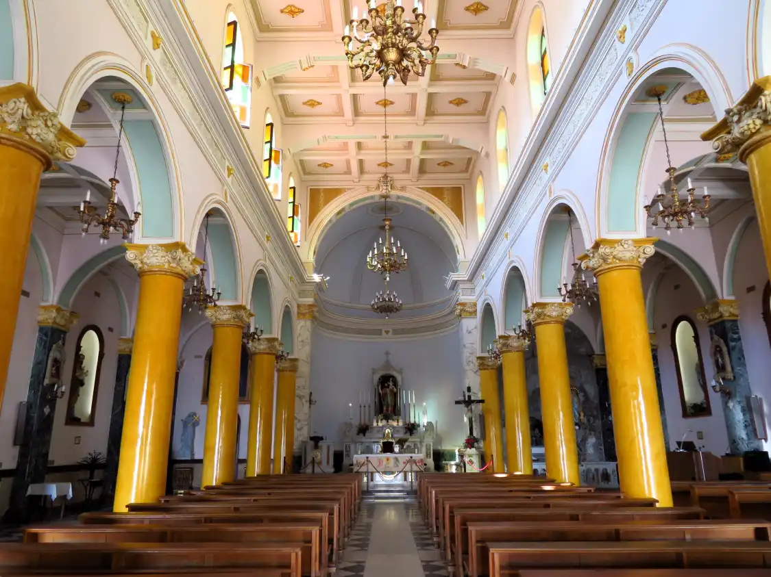 Hotels near Basilica romana minore di San Cristoforo