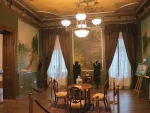 The "Avramide" Collections House