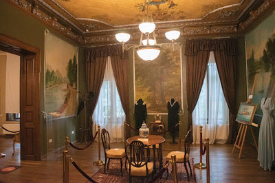 The "Avramide" Collections House