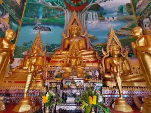 วัดเหนือ อำเภอรัตนบุรี