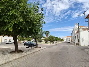 Avenue Garden