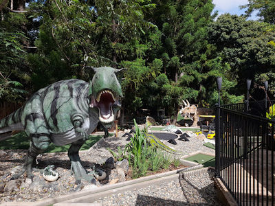 Capricorn Dinosaur Park and Mini Golf