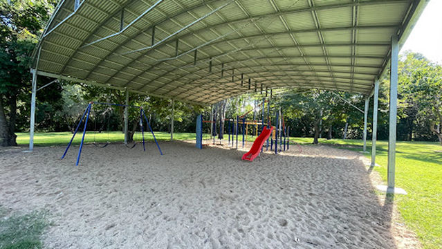 Joyce Hardings park and playground