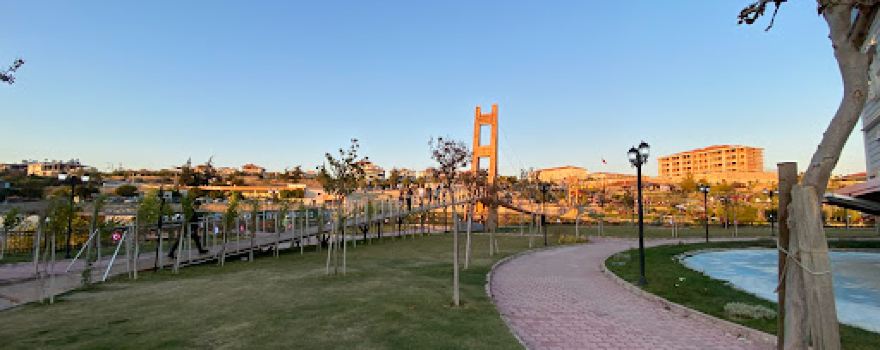 Altınözü Ters Altın Konak