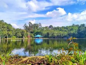 Attractions Lake Aco