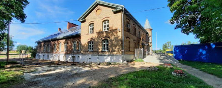 Lasila Manor