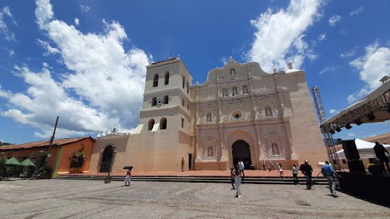 Plaza la Merced