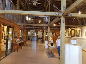 Artisans At the Dahmen Barn