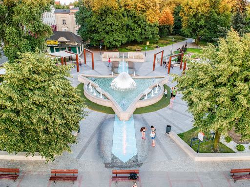 Compare 5 airports near Kalisz