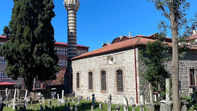 Tavanlı Cami