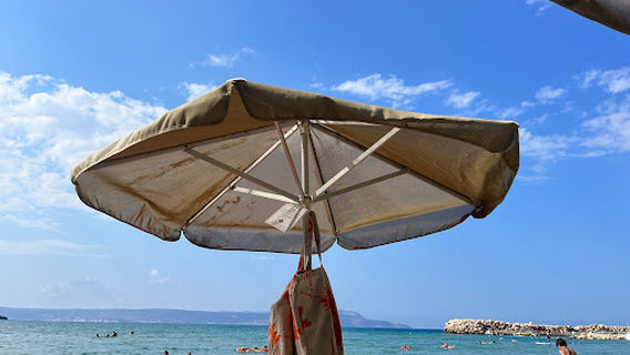 Paralia Almirida