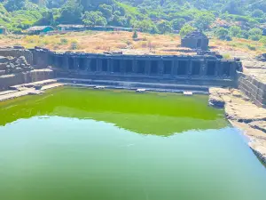 Harishchandreshwar Temple