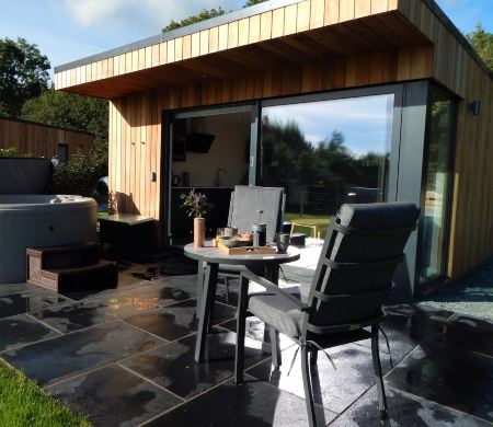 Thornbrook Barn Caravan Site and The Lodges @ Thornbrook