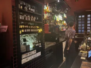 Boutiq Bar