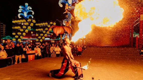 Tongjiang Moonlit Night