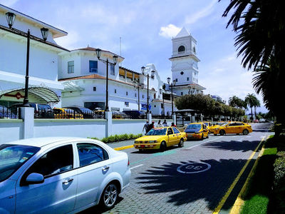 Parque Eduardo Kingman