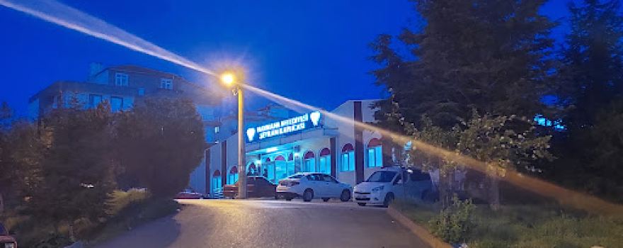 Seyran Bath