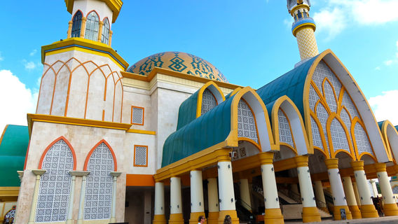 Islamic Center NTB - Hubbul Wathan Great Mosque
