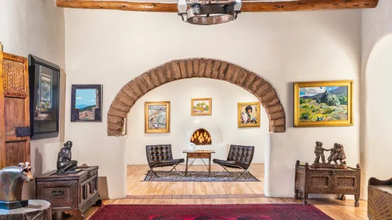 Nedra Matteucci Galleries