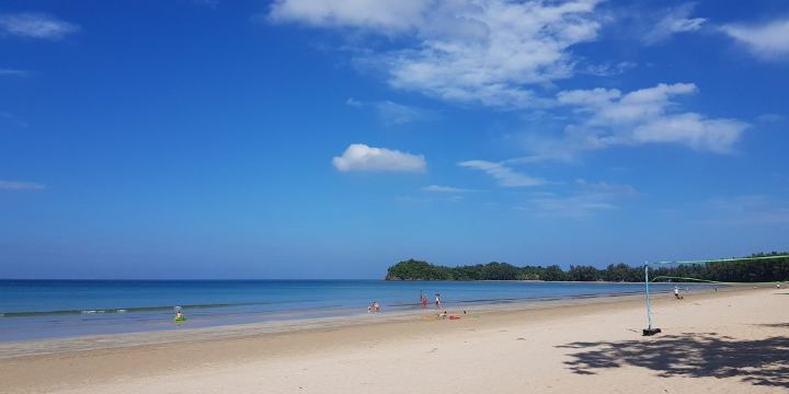 Khlong Dao Beach
