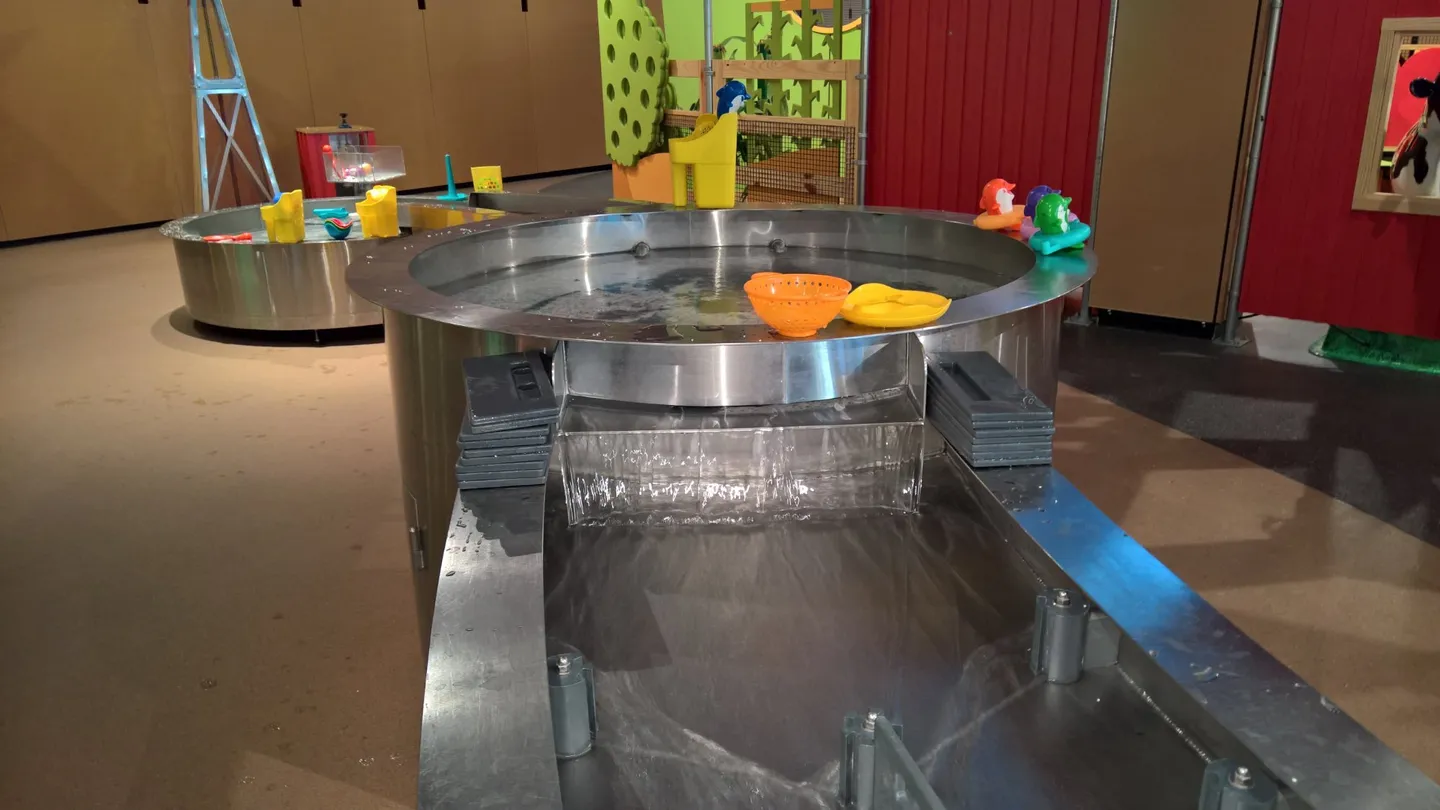 3_OH WOW! The Roger & Gloria Jones Children's Center for Science & Technology