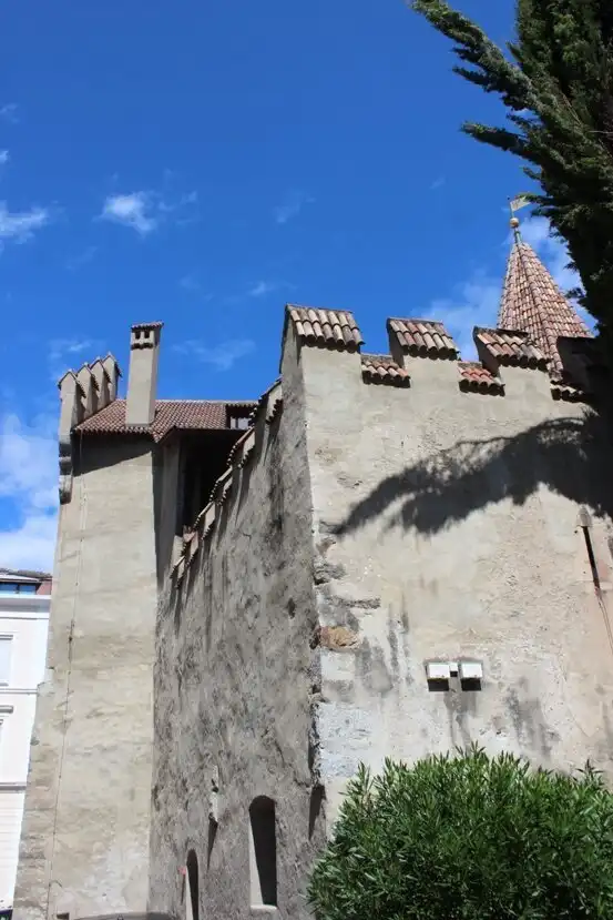 Hotel dekat Castello Principesco