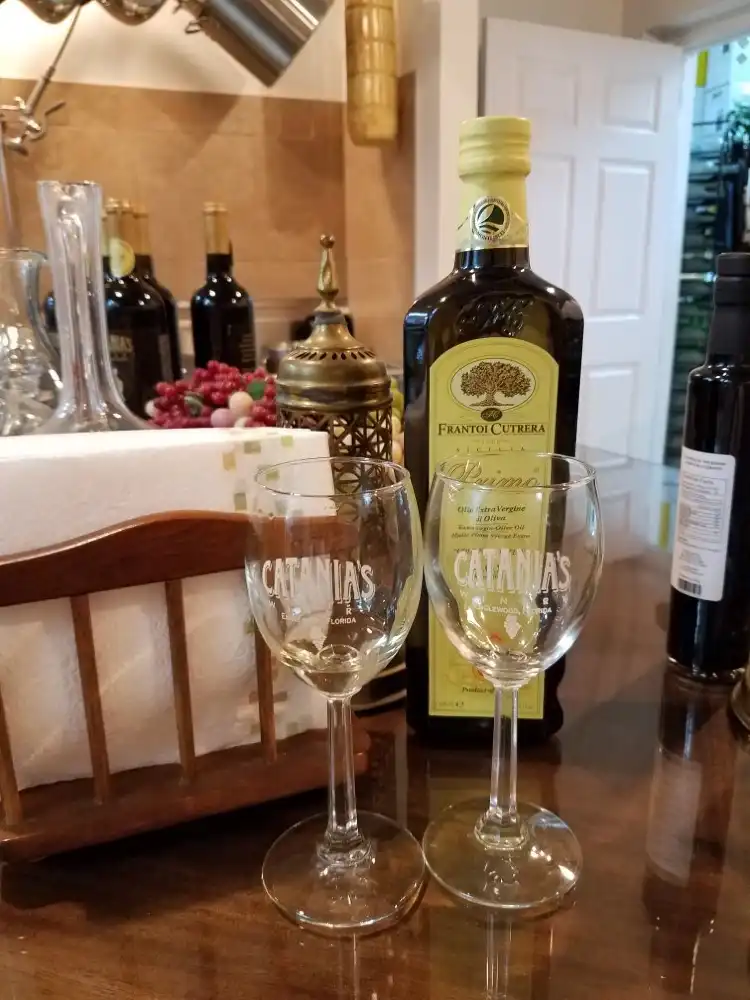 Hotels near Catanias Winery