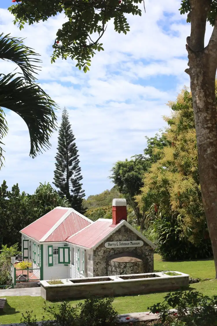 Hotels near Harry L. Johnson Museum