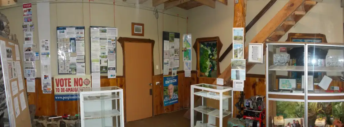 Отели рядом с достопримечательностью «Daintree Conspiracy Museum»
