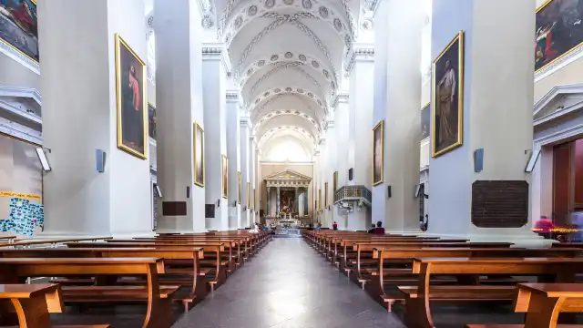 鄰近維爾紐斯主教座堂的酒店