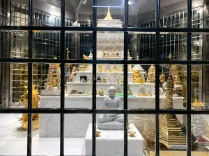 Statue of Gautama Buddha (World's Largest Sitting Buddha)