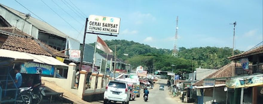 Lapangan Alun Alun Gunung Kencana